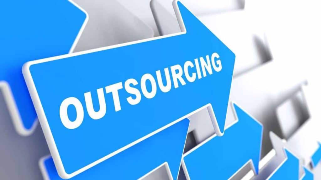 Pros & Cons of Outsourcing