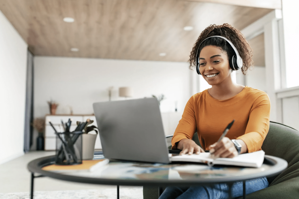 The Rise of Online Learning: Adapting Education to Meet Modern Needs